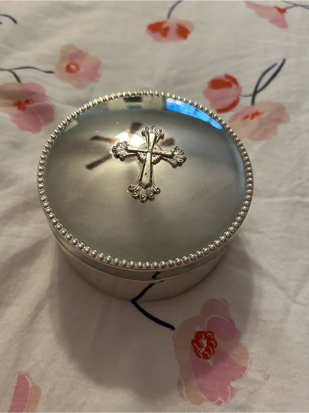 Reed & Barton Abby Silver-Tone Round Cross Trinket Box